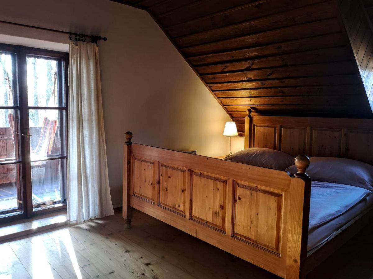 Apartmány Červený Dvůr Chvalšiny Exterior foto