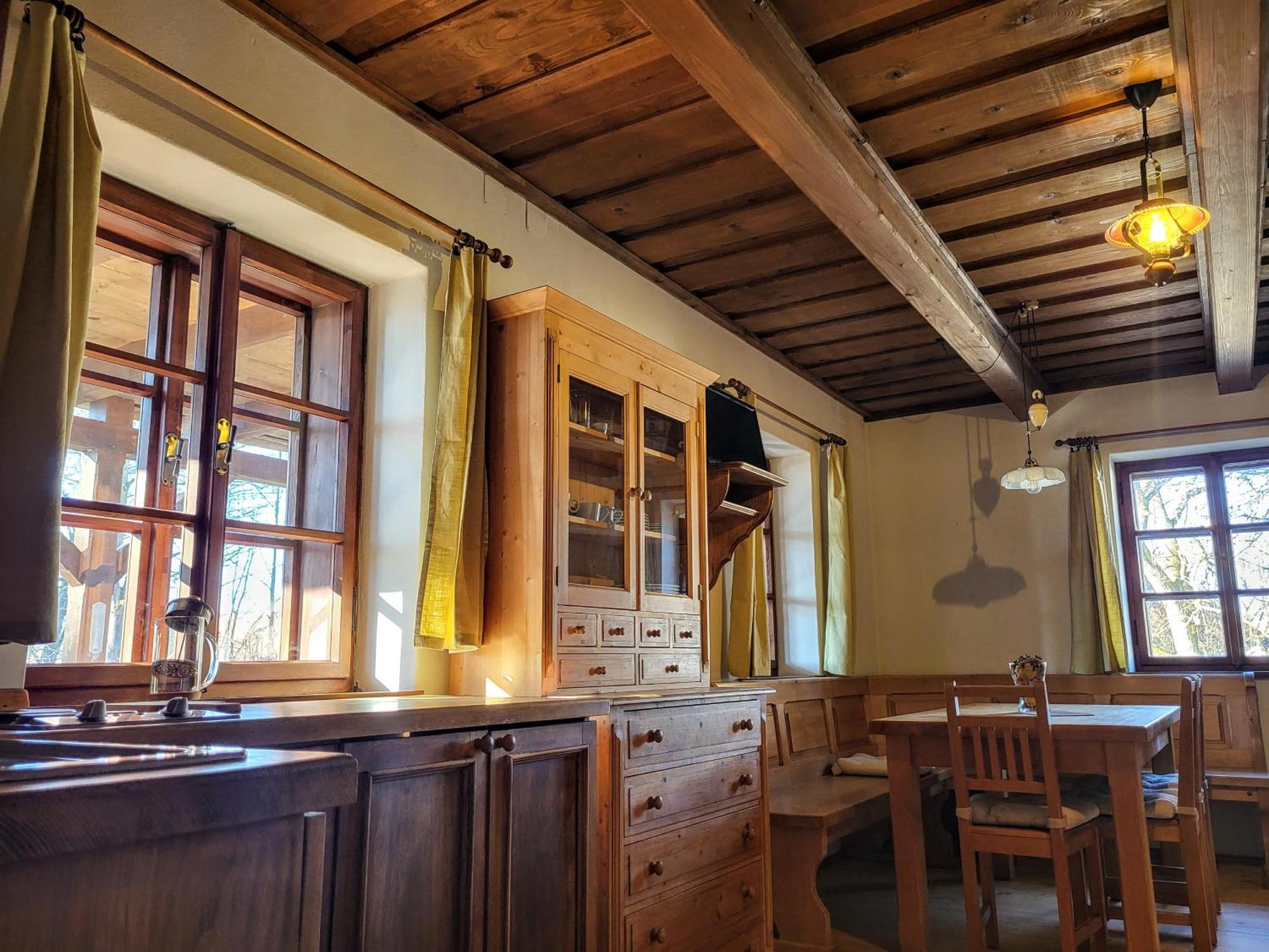Apartmány Červený Dvůr Chvalšiny Exterior foto
