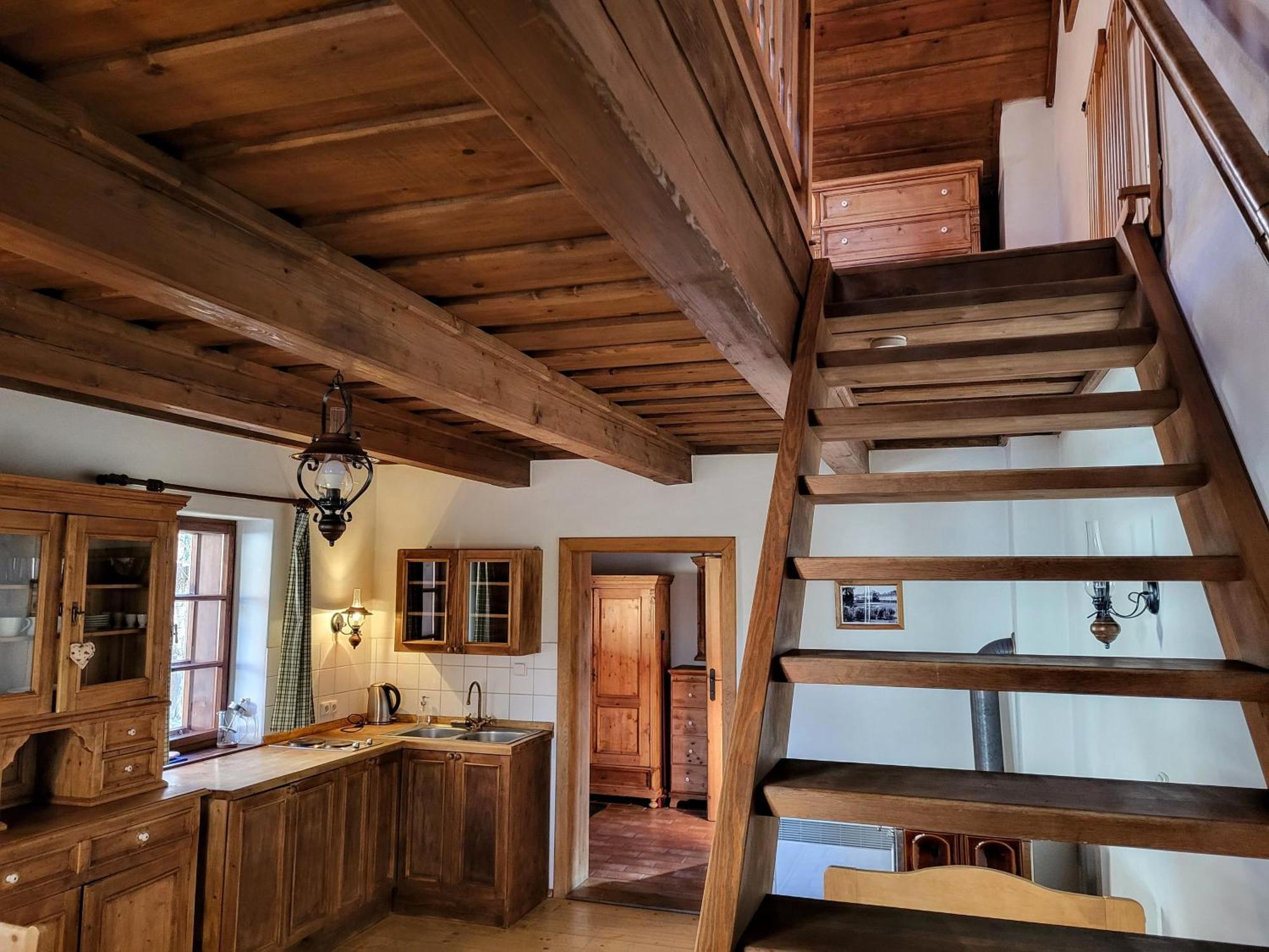 Apartmány Červený Dvůr Chvalšiny Exterior foto